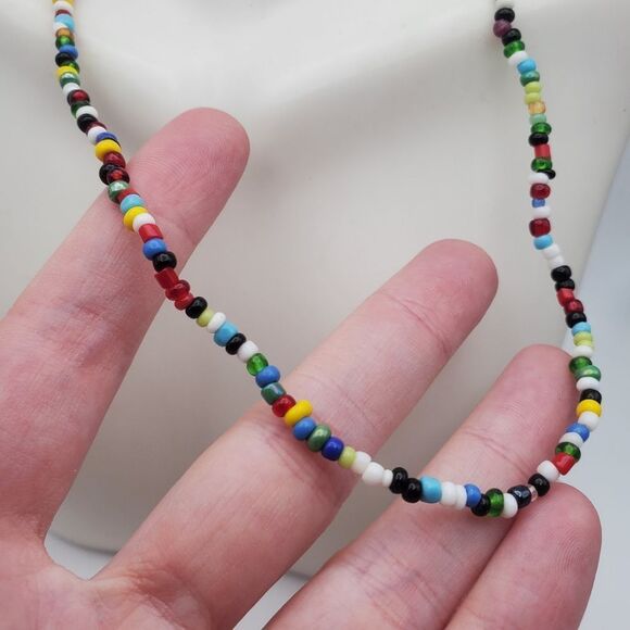 Soul sister seed beaded colorful necklace - Picture 2 of 3